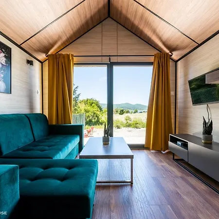 Vakantiehuis Fields Village Sosnówka